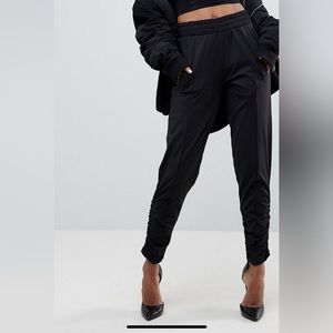 Woman ASOS Track Pants with Hem Detail Size 6